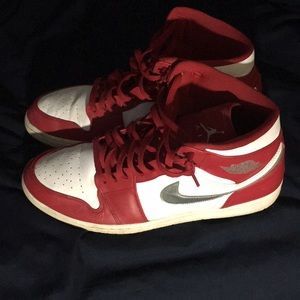 nike air jordan 1 red/white